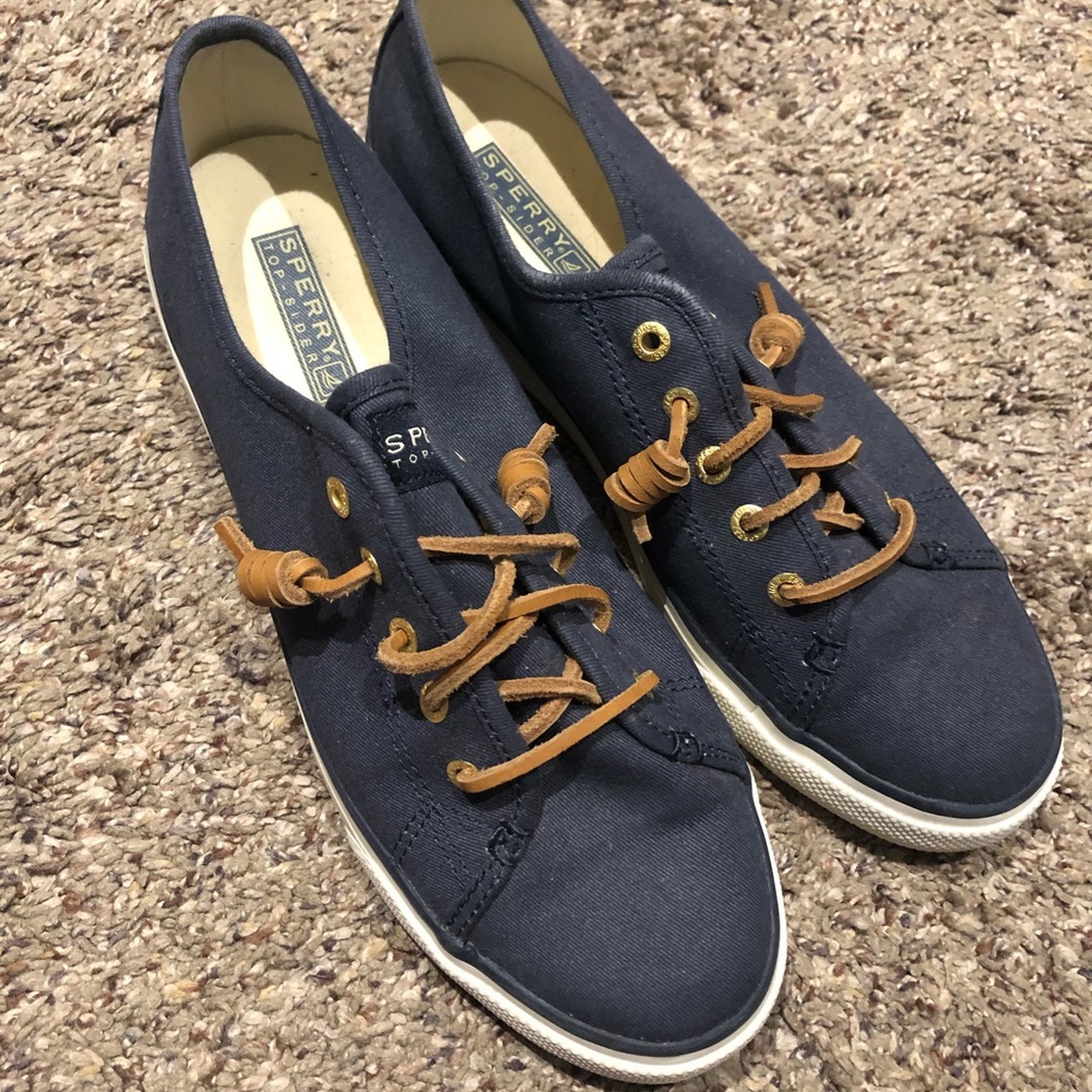 Sperry Sneakers